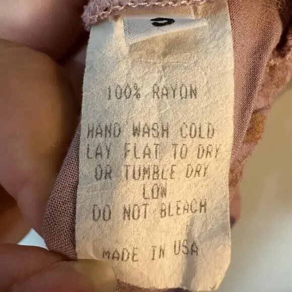 Jen's Pirate Booty Bell Sleeve Deep V Wrap Style Patterned Top Pink Size S EUC - Picture 8 of 9